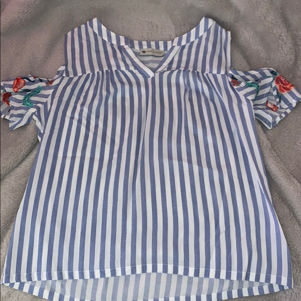Embroidered Cold Shoulder Top (NWOT)